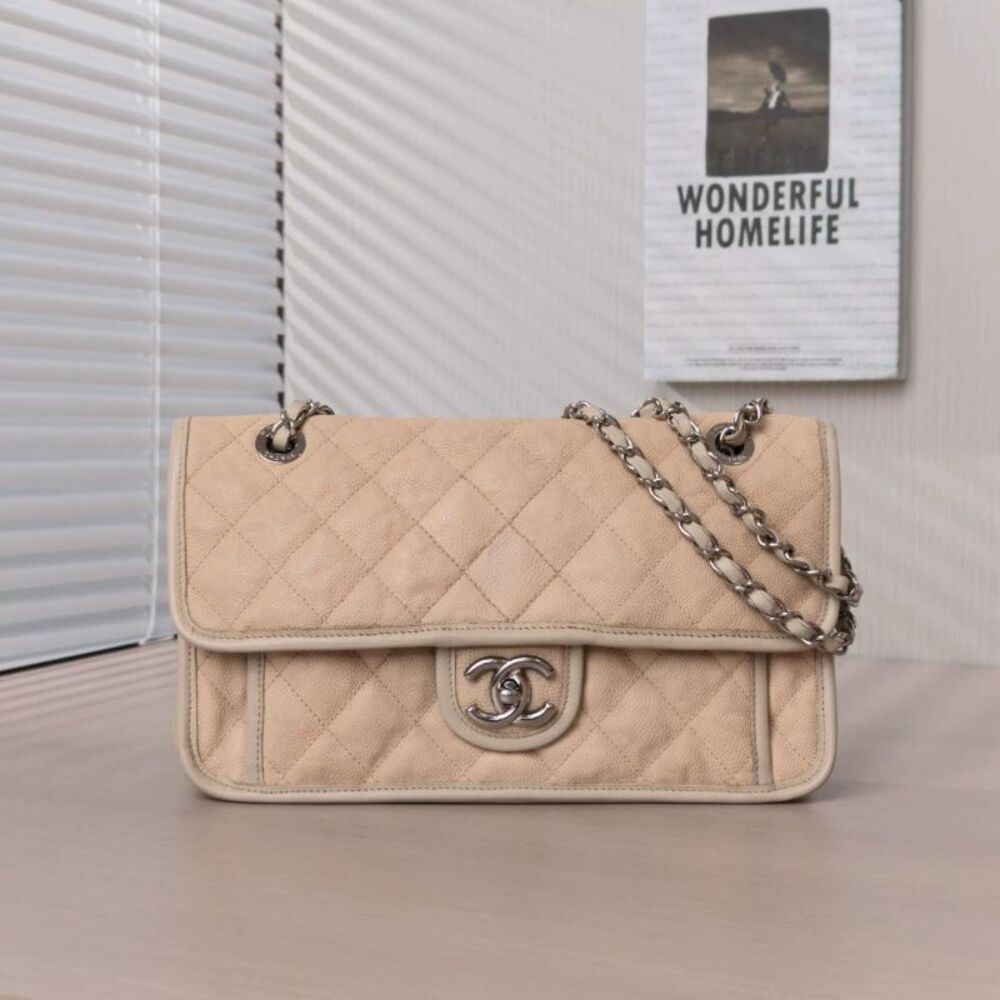 Chanel Women Pre-Loved Bag Very Good Condition